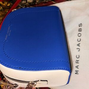 Marc Jacobs Royal Blue and Cream Half-Moon Crossbody Bag New